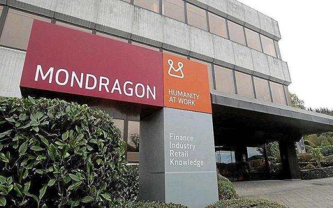 Sede del Grupo Mondragon ubicada en la localidad guipuzcoana de Arrasate. Sede del Grupo Mondragon ubicada en la localidad guipuzcoana de Arrasate.